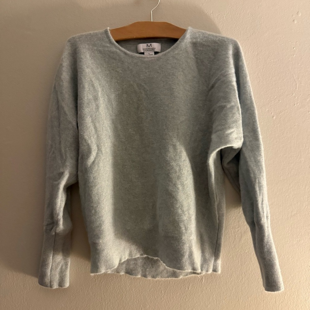 100% cashmere sweater